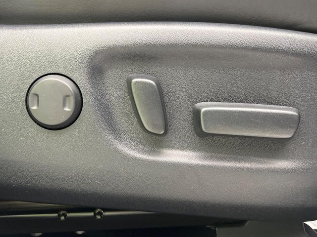 Toyota Harrier 6