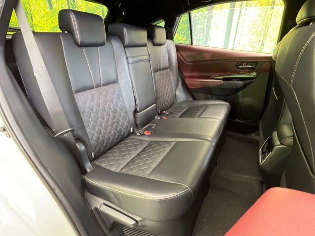 Toyota Harrier 9