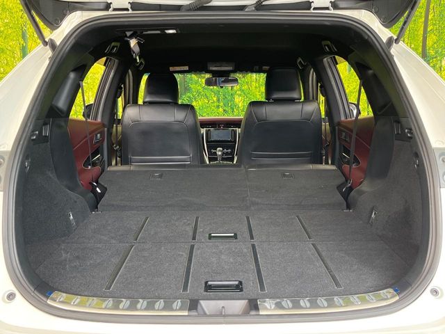 Toyota Harrier 10