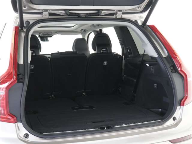 Volvo XC90 11