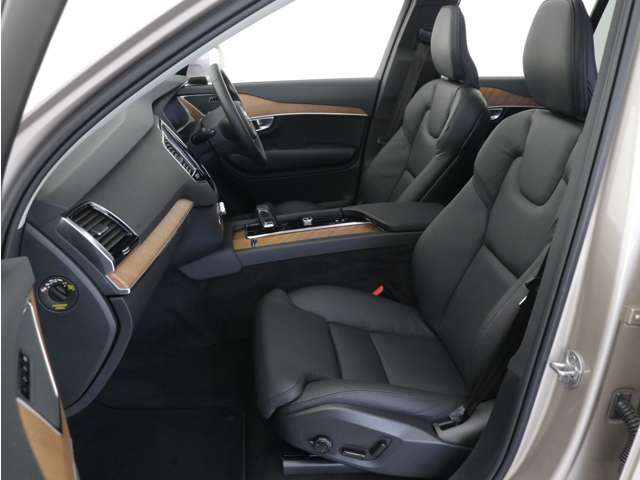 Volvo XC90 12