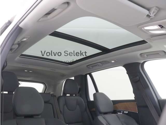 Volvo XC90 5