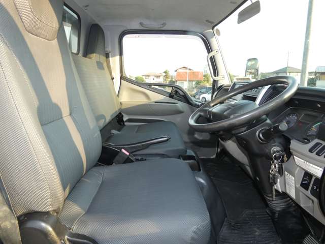 Mitsubishi Fuso Canter 12