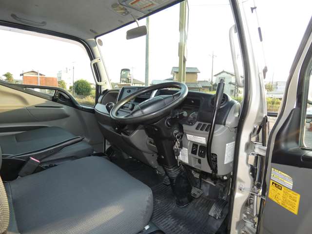 Mitsubishi Fuso Canter 11