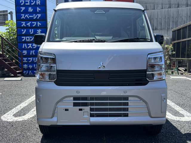 Mitsubishi Minicab Van 9
