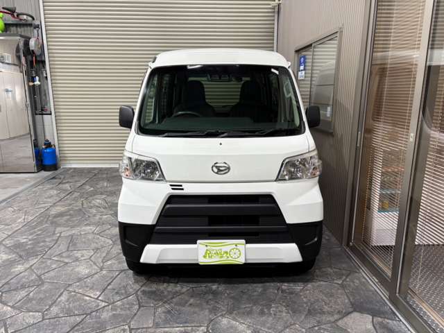 Daihatsu Hijet Cargo 6
