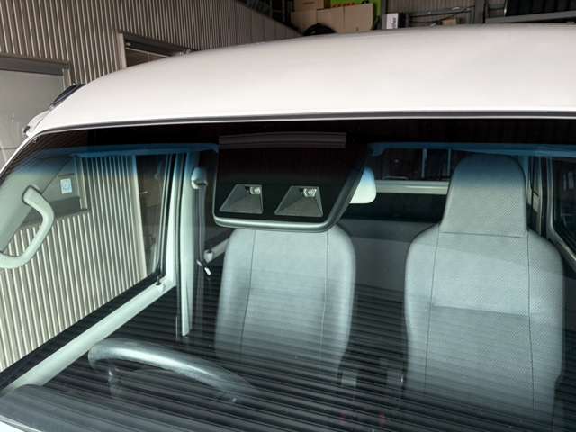 Daihatsu Hijet Cargo 7