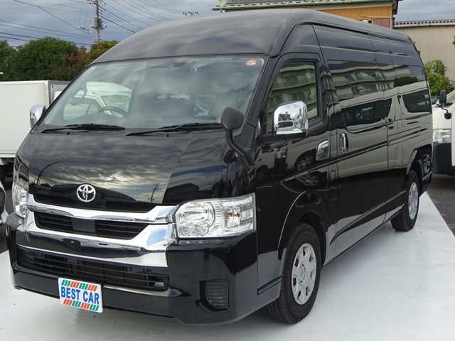 Toyota Hiace 6