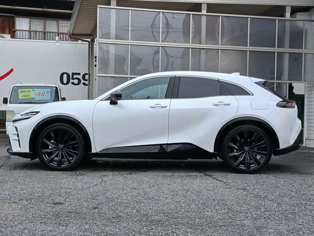 Toyota Crown Sport 11