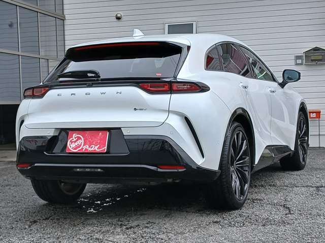 Toyota Crown Sport 8