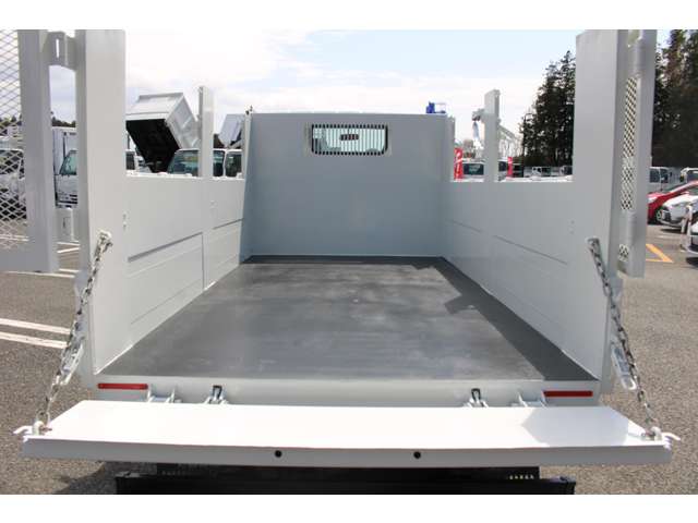 Mitsubishi Fuso Canter 6