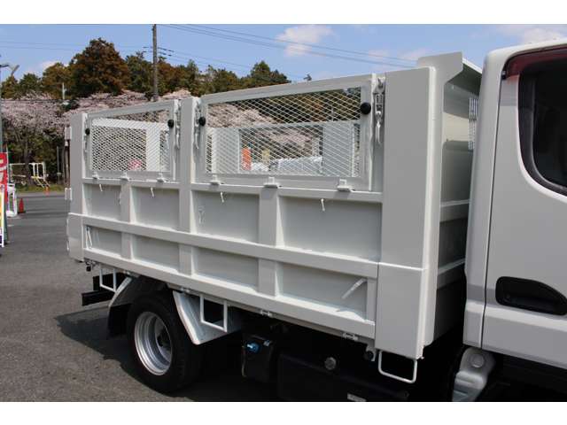 Mitsubishi Fuso Canter 10