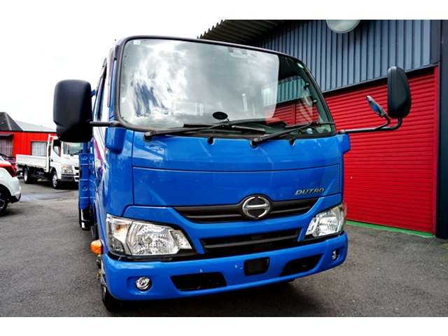 Hino Dutro 2