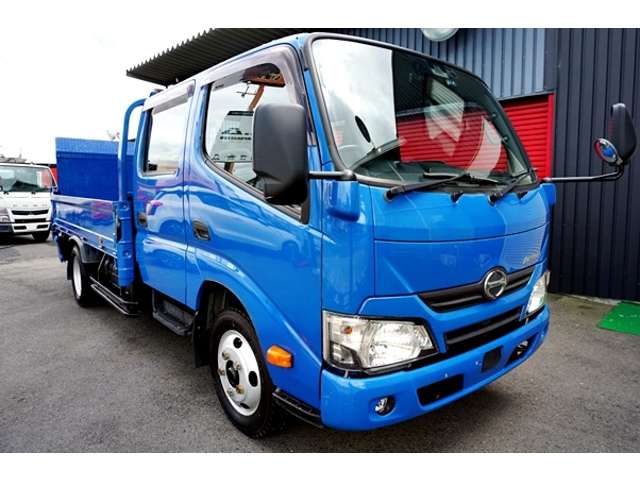 Hino Dutro 4
