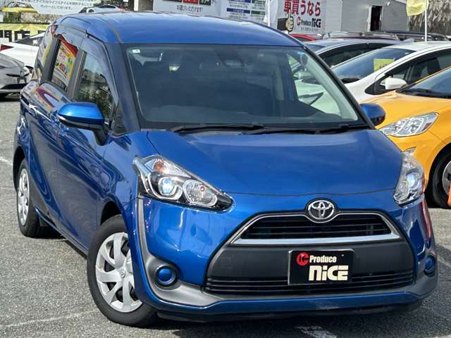 Toyota Sienta 7