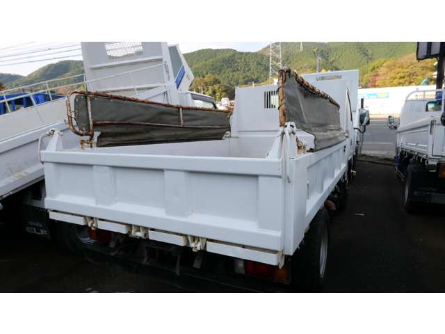 Isuzu Elf 5