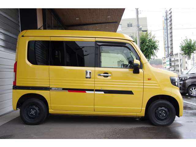 Honda N-VAN 8