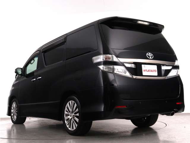 Toyota Vellfire 8