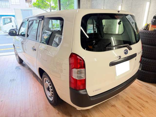 Toyota Probox Van 6