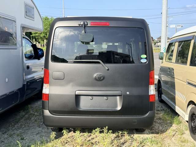 Toyota Light Ace Van 5
