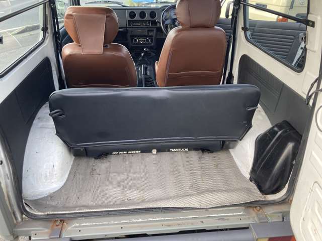 Suzuki Jimny 10
