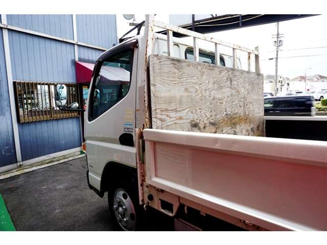 Mitsubishi Fuso Canter 7