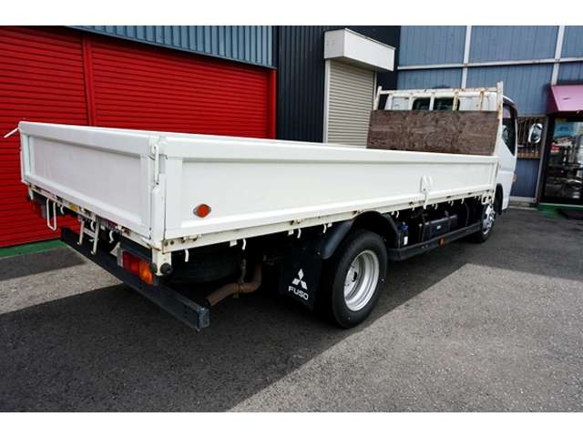 Mitsubishi Fuso Canter 8