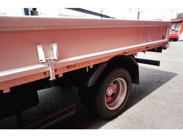 Mitsubishi Fuso Canter 10