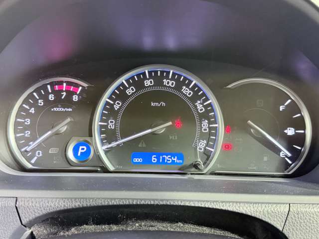 Toyota Esquire 11