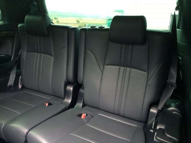 Toyota Alphard 12