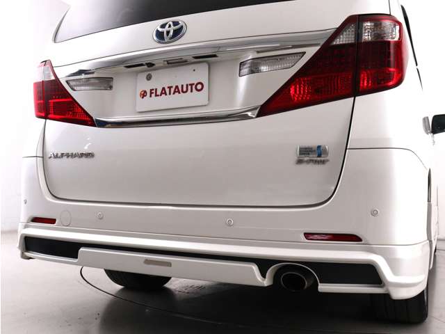 Toyota Alphard Hybrid 3