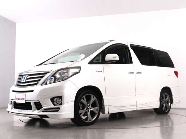 Toyota Alphard Hybrid 8