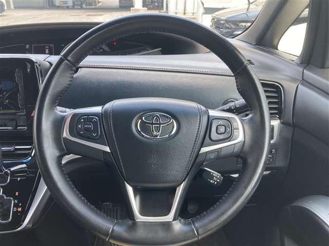 Toyota Estima 5