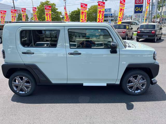Daihatsu Taft 7