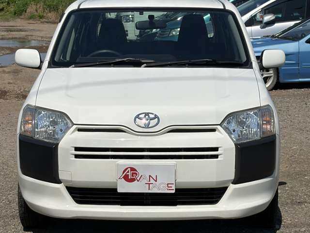 Toyota Succeed Van 4