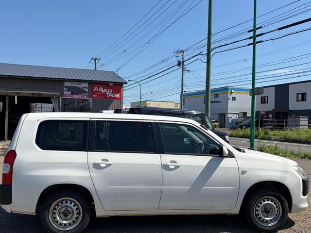 Toyota Succeed Van 9