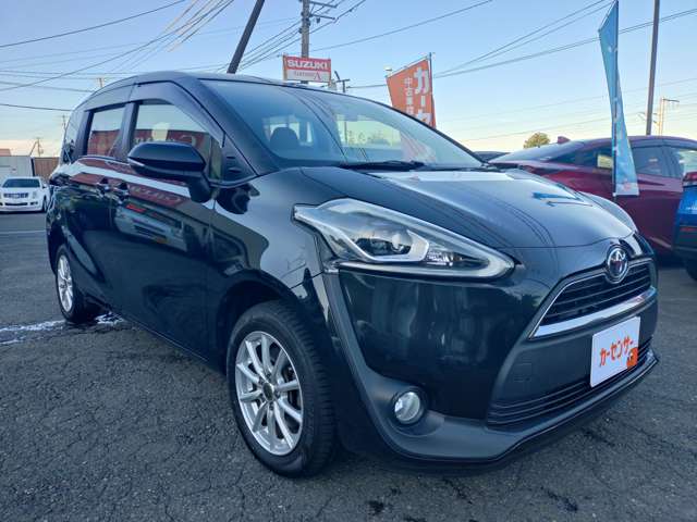 Toyota Sienta 2
