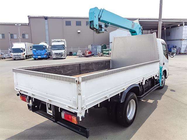 Hino Dutro 6