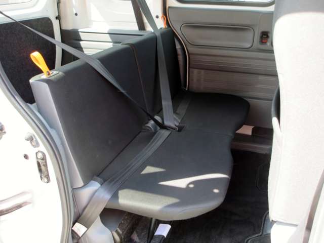 Honda N-VAN 9