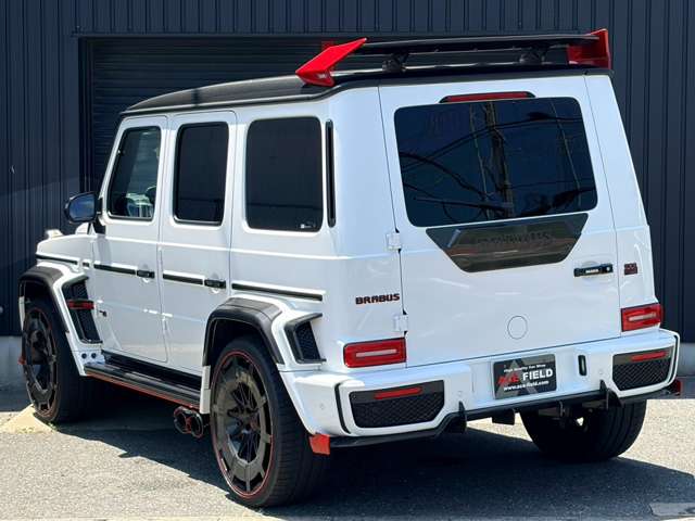 Mercedes-Benz G-Class 8