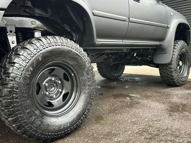 Toyota Hilux Surf 8