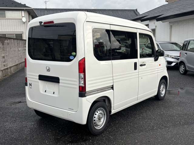 Honda N-VAN 8