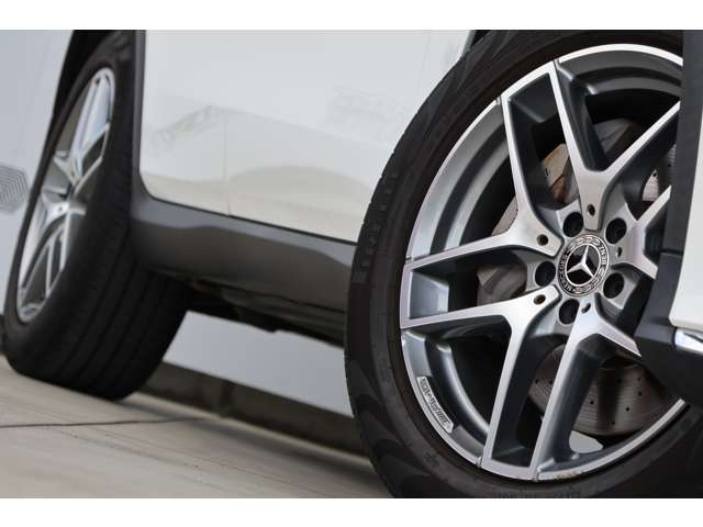 Mercedes-Benz GLC 12