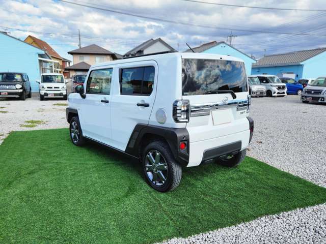 Daihatsu Taft 2