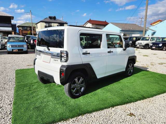 Daihatsu Taft 3