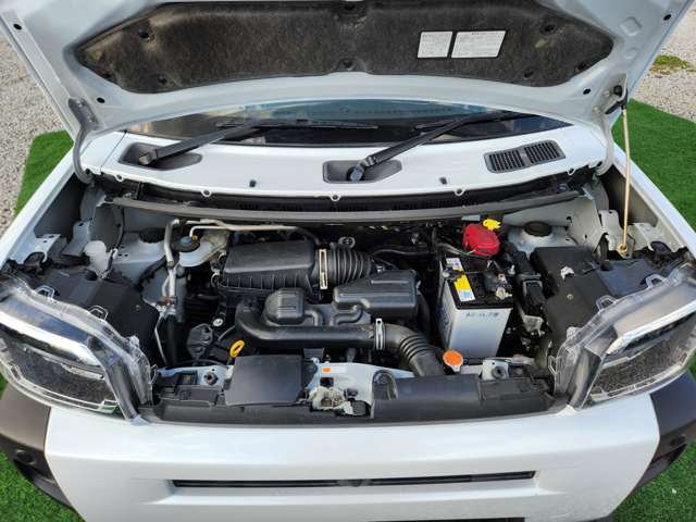 Daihatsu Taft 4