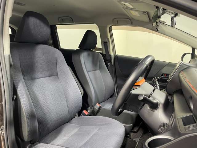 Toyota Sienta 12