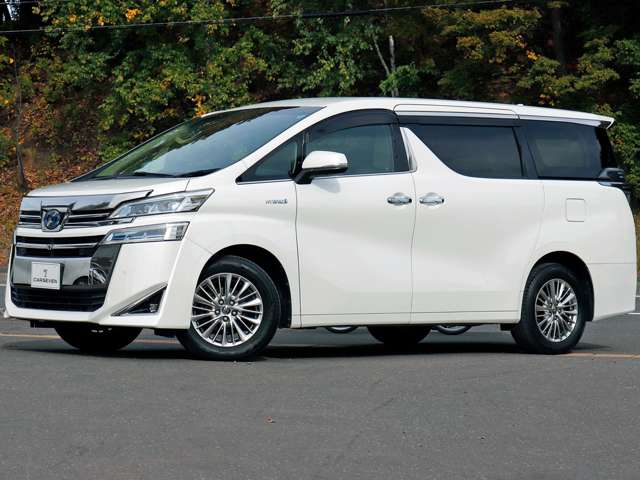Toyota Vellfire 4