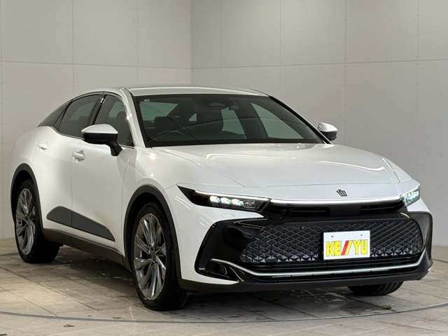 Toyota Crown Crossover 9