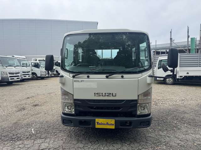 Isuzu Elf 6